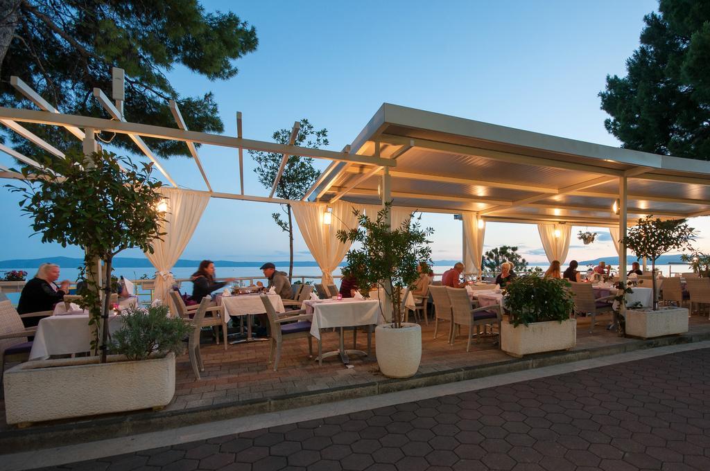 Hotel Maritimo Makarska Luaran gambar