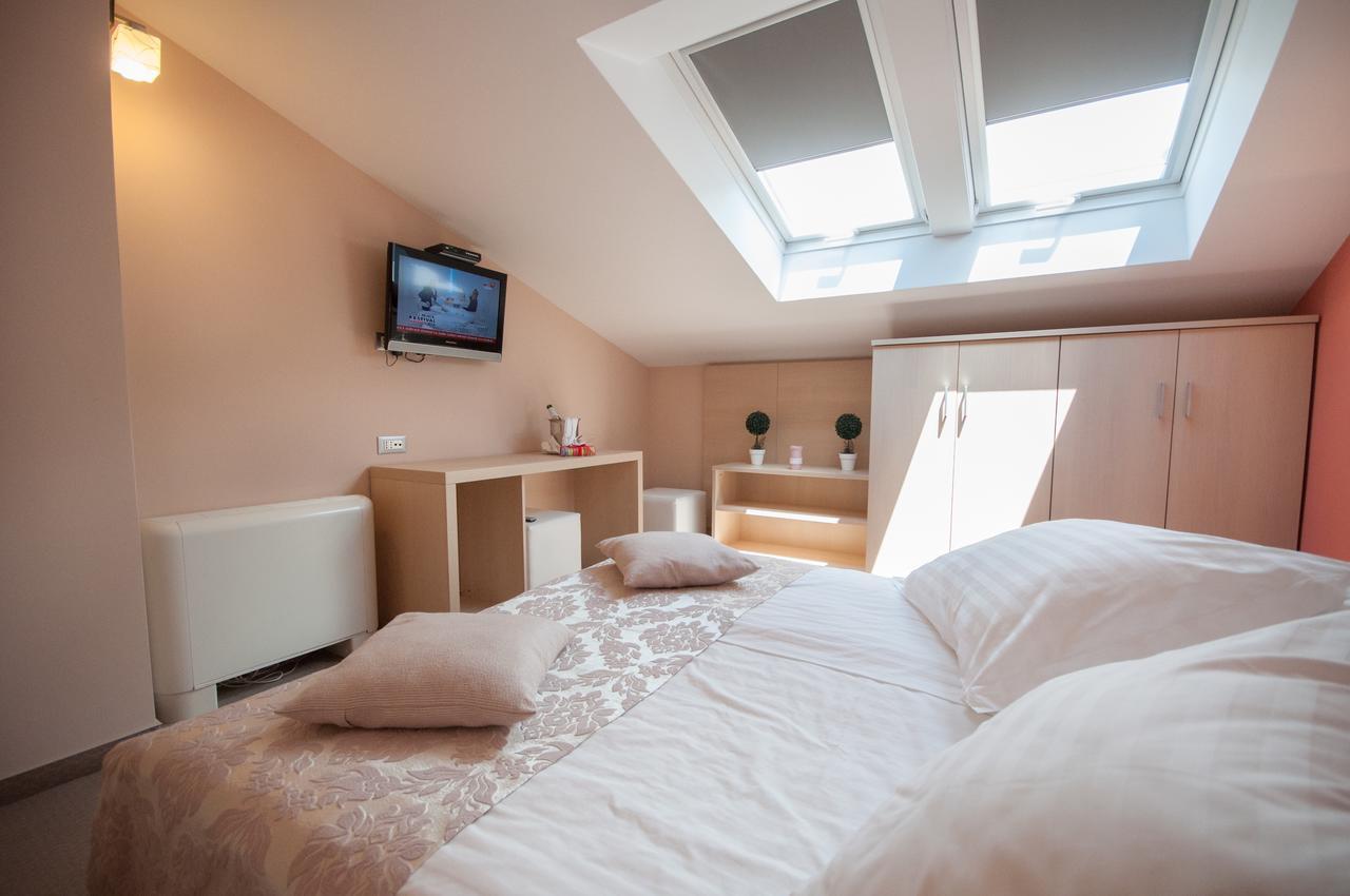 Hotel Maritimo Makarska Luaran gambar