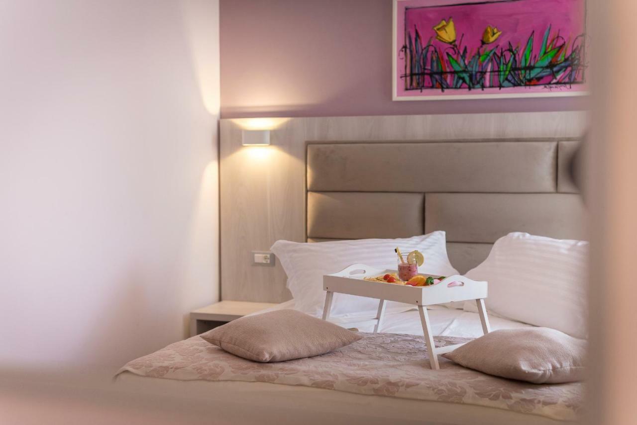Hotel Maritimo Makarska Luaran gambar