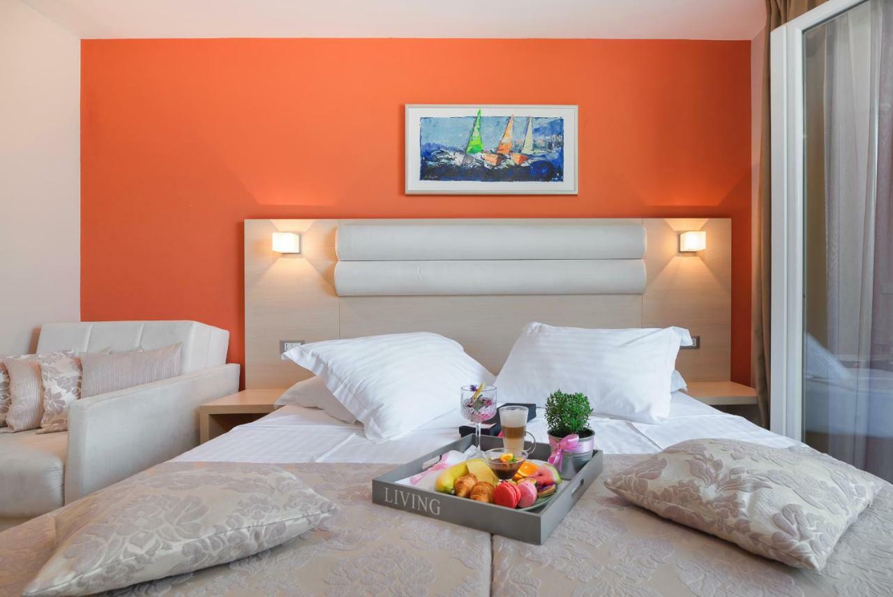 Hotel Maritimo Makarska Luaran gambar